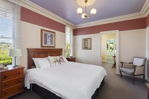 Bethany Manor Bed & Breakfast