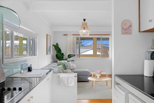 Vincentia Beach Bungalow by Book Jervis Bay - Your Coastal Escape