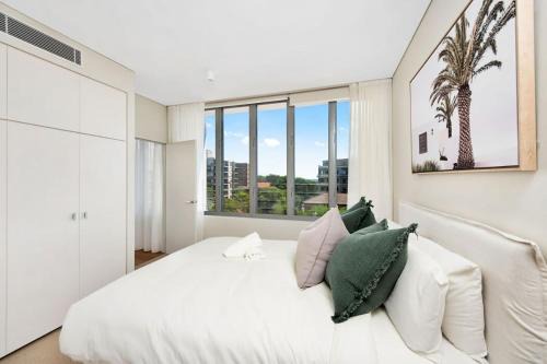 The Bondi Breeze Apartment