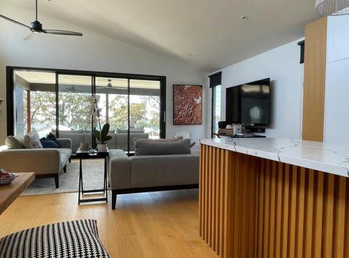 Hyams Beach House B - Brand new lux beach oasis