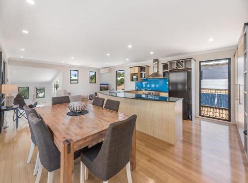 22 Seaview Terrace Moffat Beach