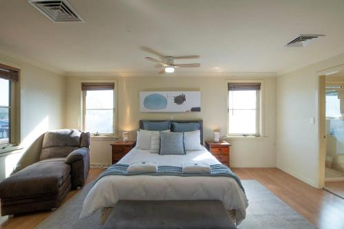 Tranquil Taylor - Two-Storey CBD Family Home, BBQ