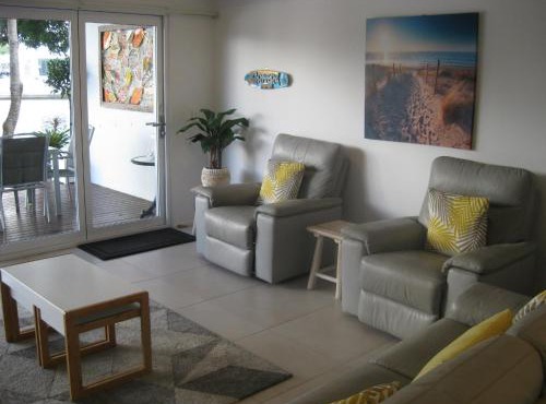 Noosa Entrance Waterfront Resort