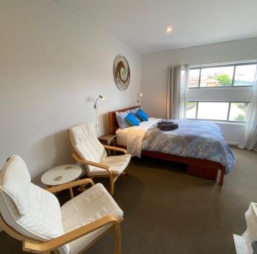 Serenity Lodge for Couples