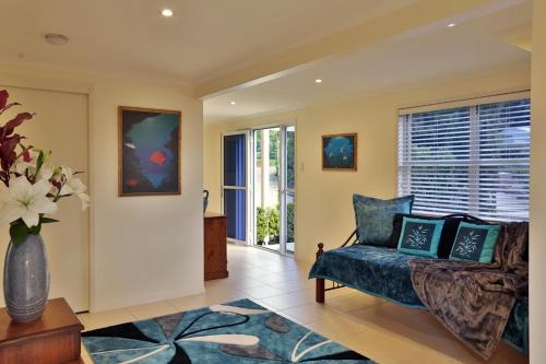 "Seasons of Maleny B&B"